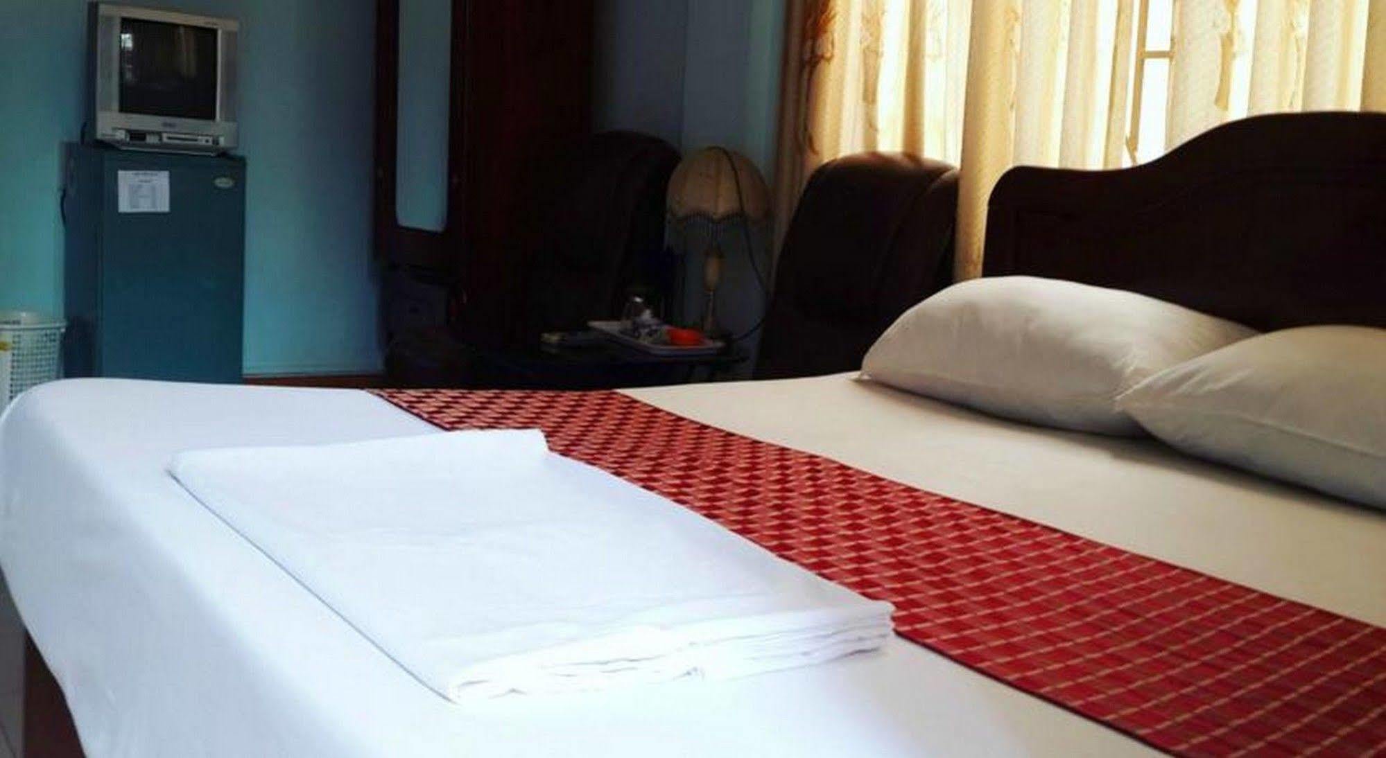 Phong Nha Hotel